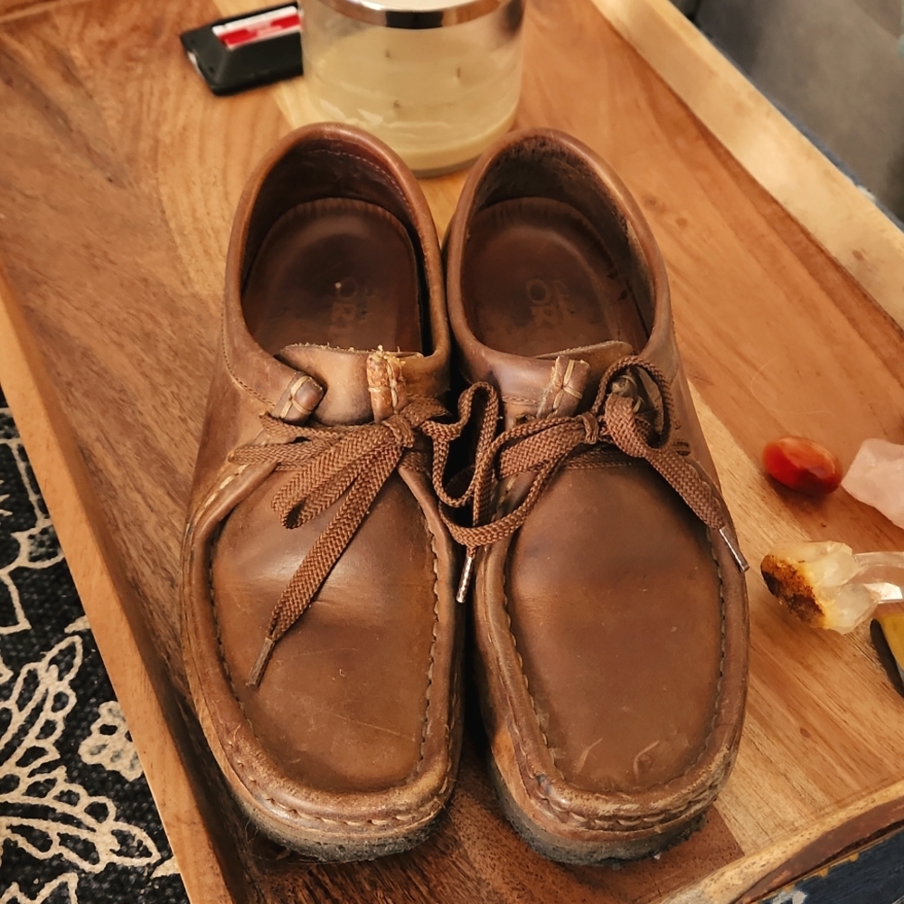 Clark's Original Wallabees, SZ 8 Brown